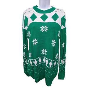 NEW TRES CHIC women's snowflakes diamonds sweater in green